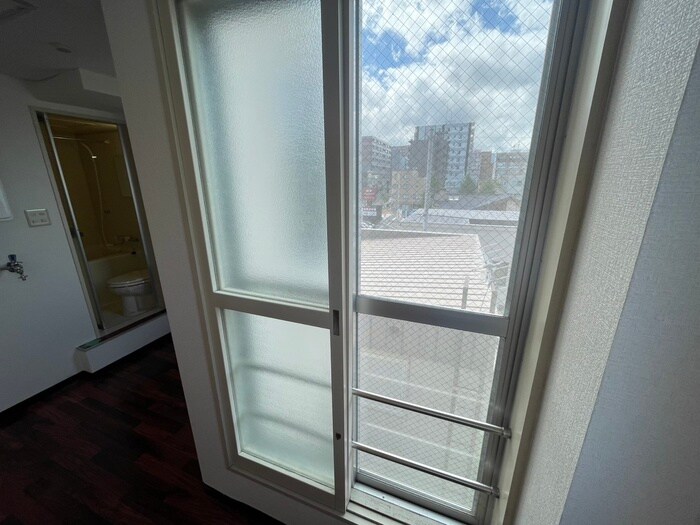 物件内観写真14　(廊下)