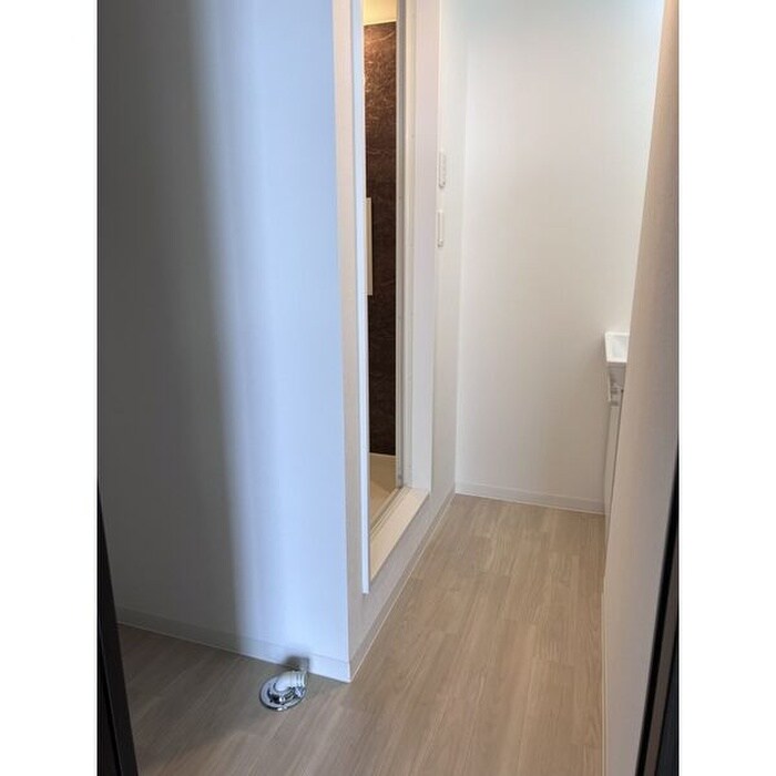 物件内観写真13　(洗濯機置場)