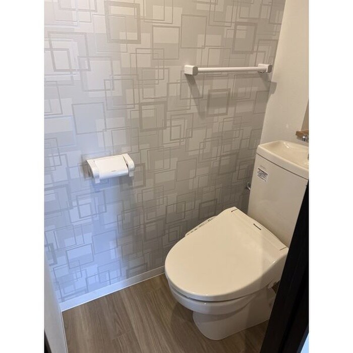 物件内観写真13　(トイレ)