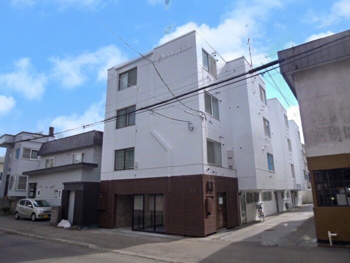 物件外観写真1　(外観写真)