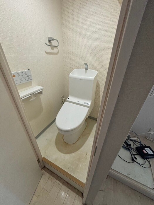 物件内観写真17　(トイレ)