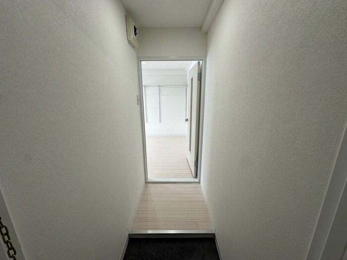 物件内観写真17　(廊下)