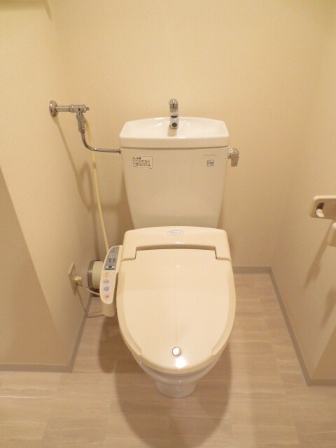 物件内観写真15　(トイレ)