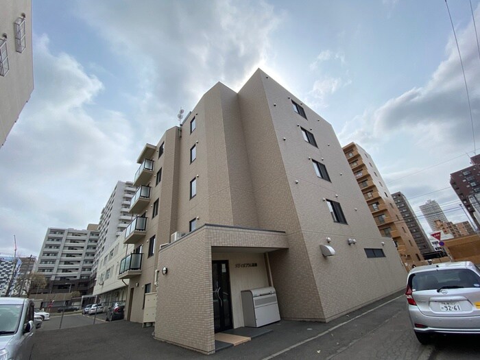 物件外観写真2　(外観写真)