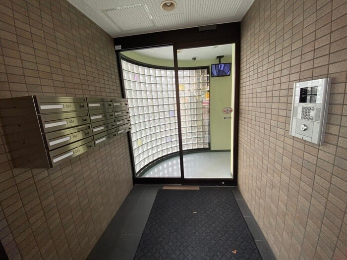 物件外観写真4　(駐車場)