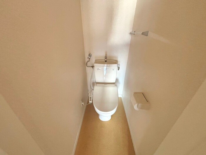 物件内観写真17　(トイレ)
