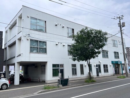 岡田ビル外観写真