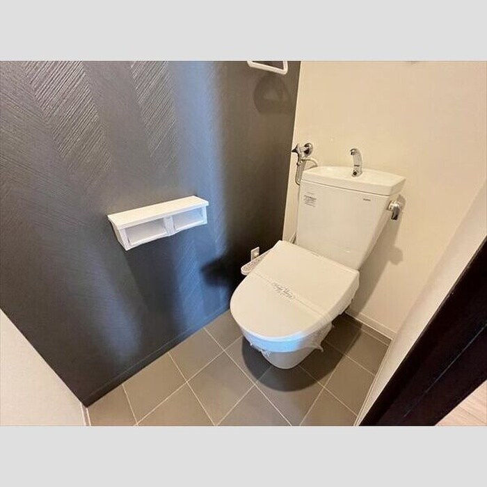 物件内観写真14　(トイレ)