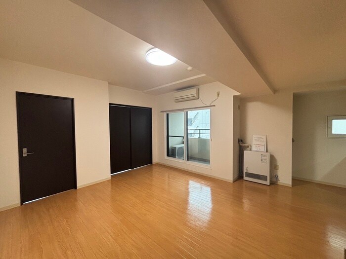 物件内観写真11　(居室)