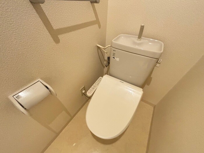 物件内観写真16　(トイレ)