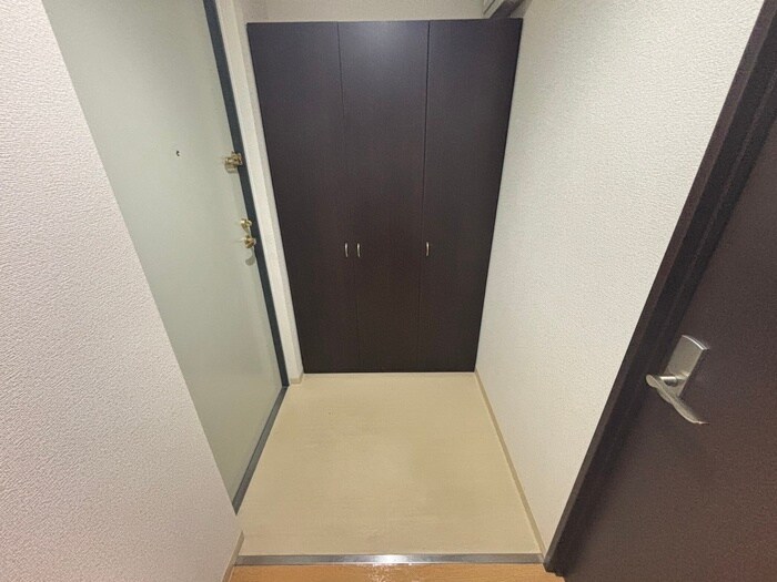 物件内観写真19　(玄関)