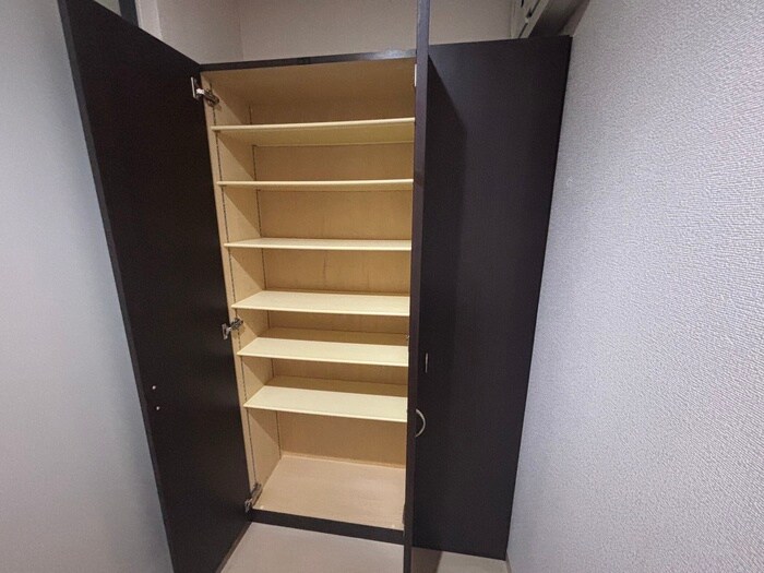 物件内観写真20　(靴箱)