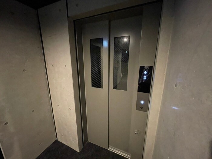 物件外観写真6　(建物設備)