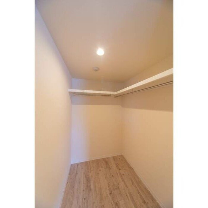 物件内観写真11　(収納)