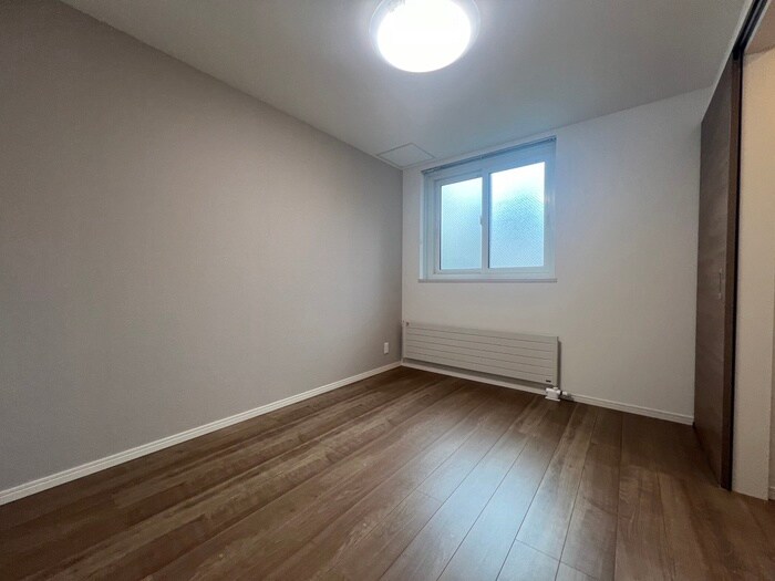 物件内観写真10　(居室)