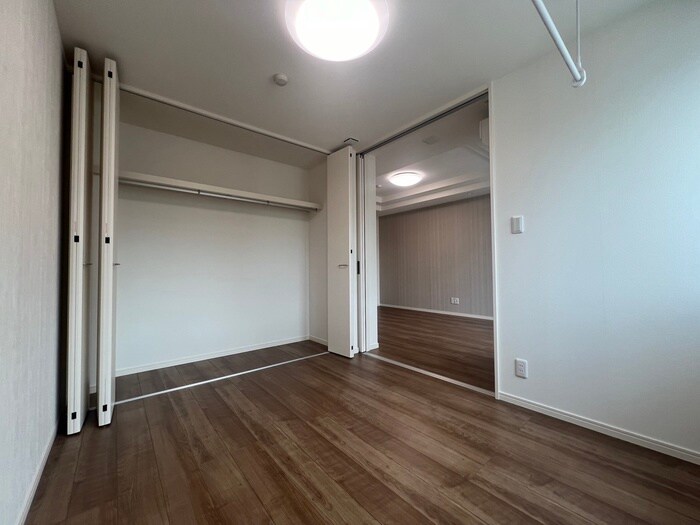 物件内観写真11　(居室)