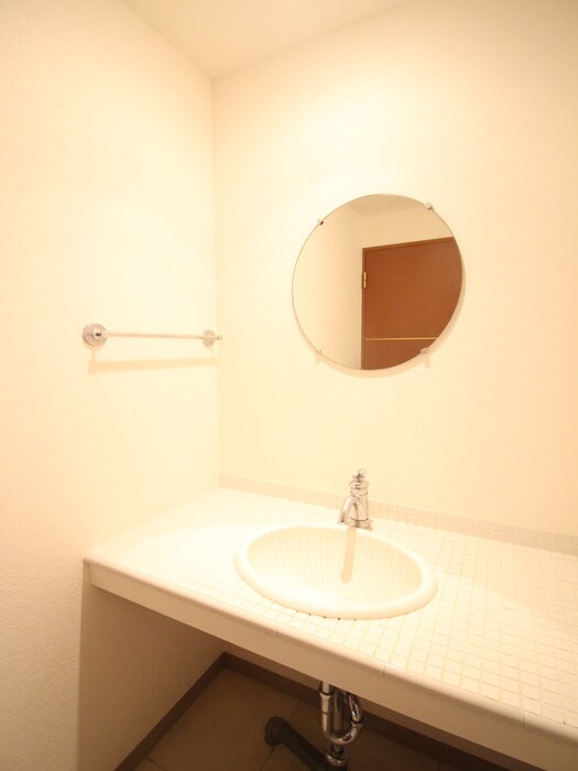 物件内観写真13　(洗面)