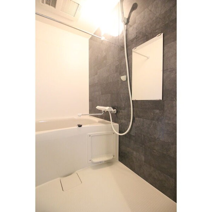 物件内観写真12　(バス／シャワールーム等)