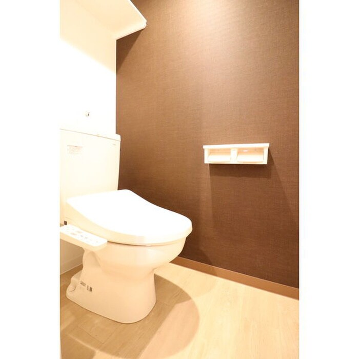 物件内観写真14　(トイレ)