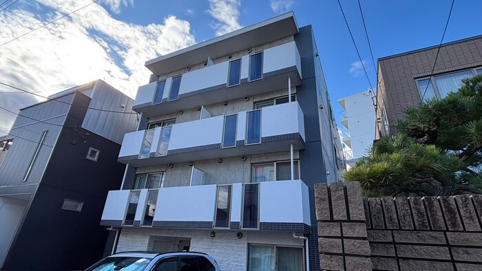 物件外観写真1　(外観写真)