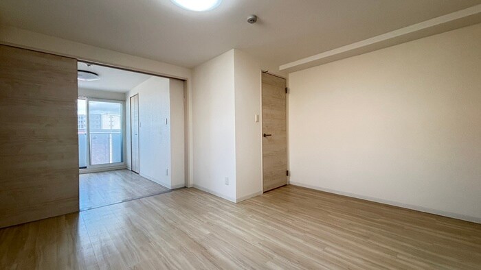 物件内観写真9　(居室)