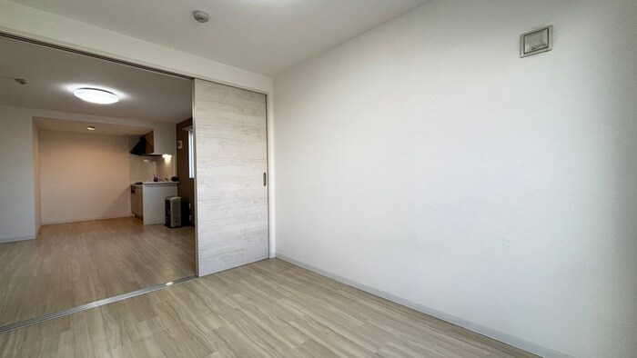 物件内観写真11　(居室)