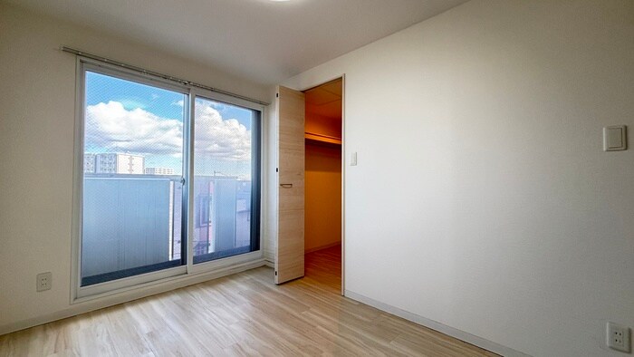 物件内観写真12　(居室)