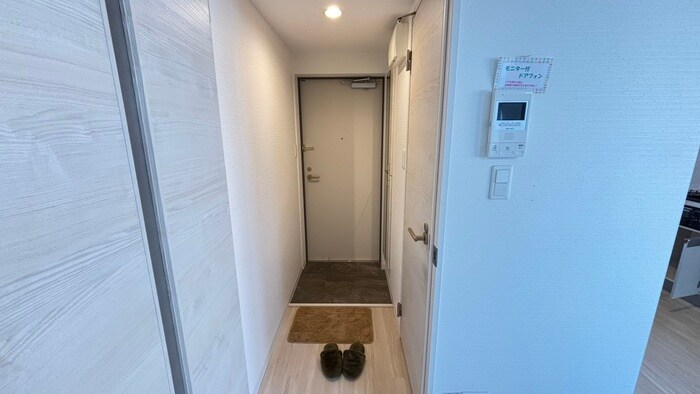 物件内観写真18　(玄関)