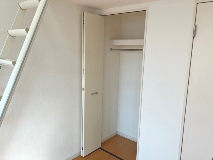 物件内観写真11　(収納)