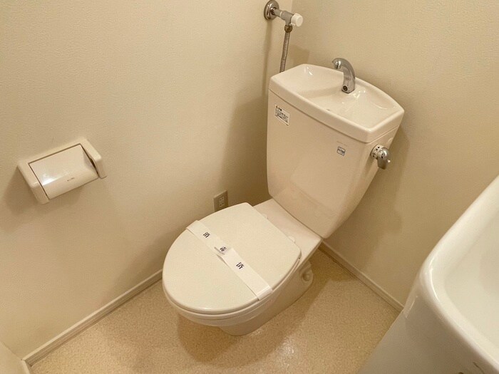 物件内観写真13　(トイレ)