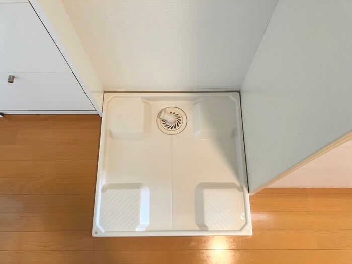 物件内観写真17　(洗濯機置場)