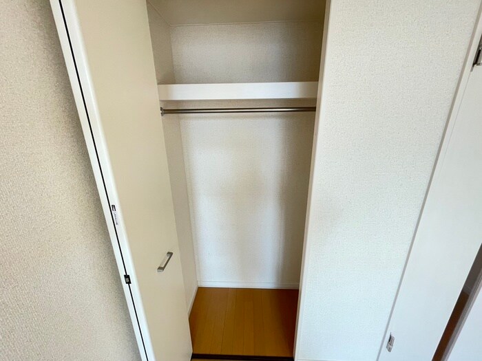 物件内観写真18　(収納)