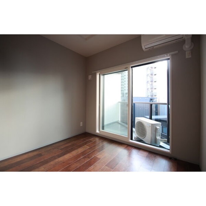 物件内観写真3　(居室)