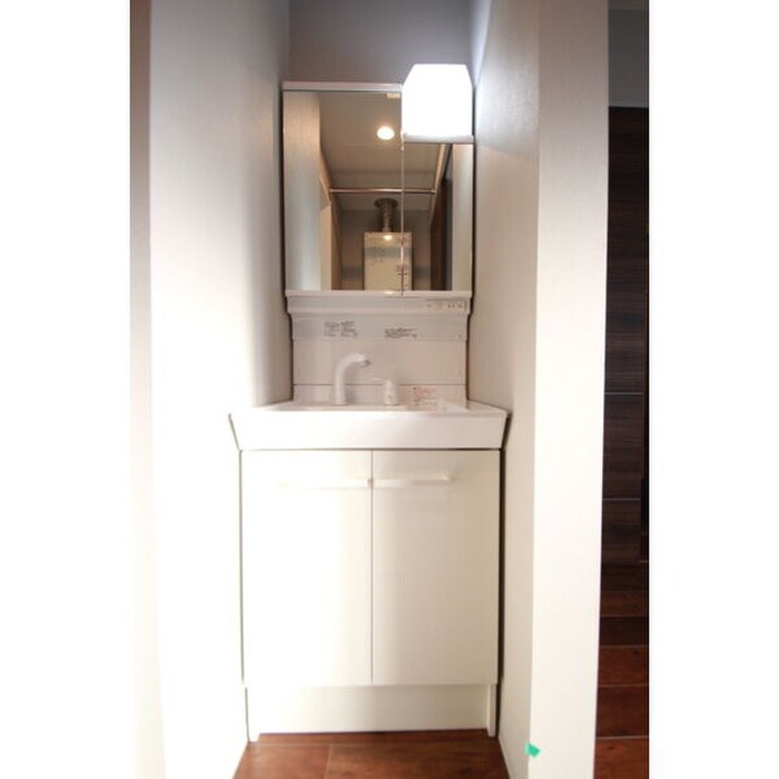 物件内観写真5　(洗面)