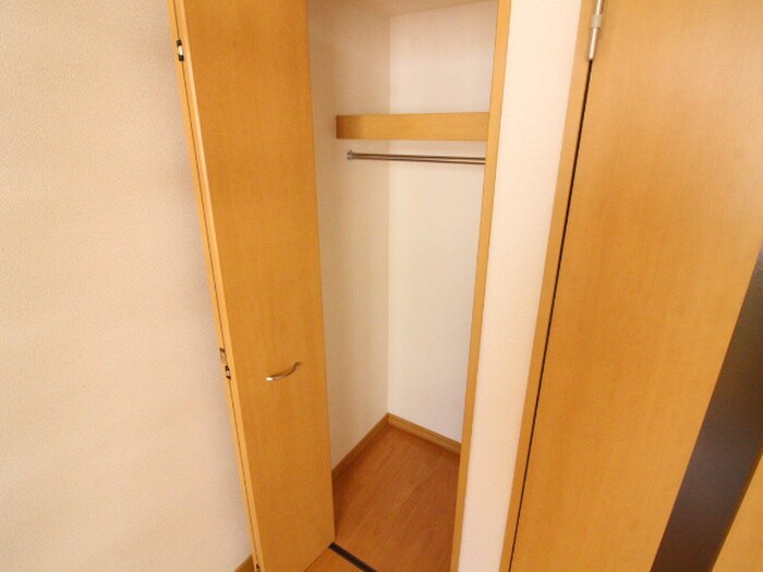 物件内観写真11　(収納)