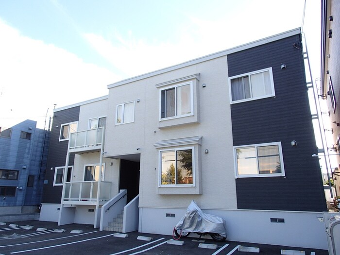 物件外観写真2　(外観写真)