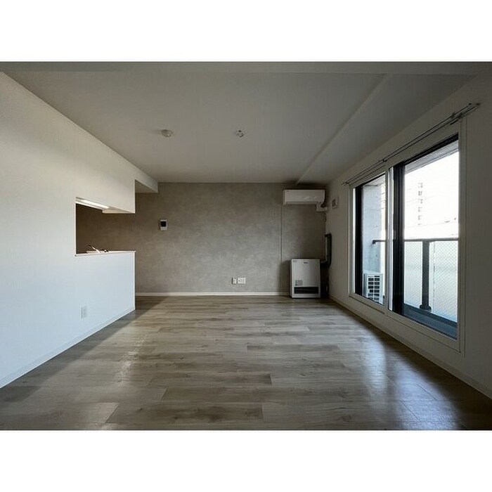 物件内観写真2　(居室)