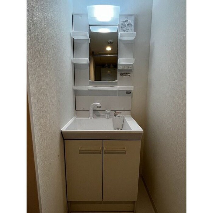 物件内観写真9　(洗面)