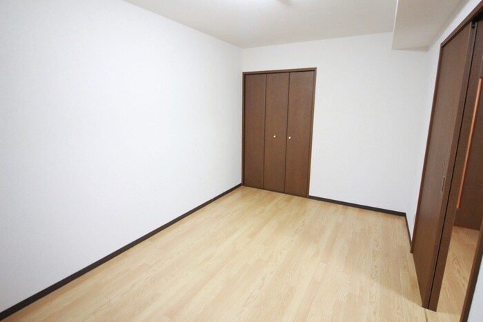 物件内観写真15　(居室)