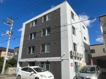 ラフィーネ南平岸Ⅳ外観写真