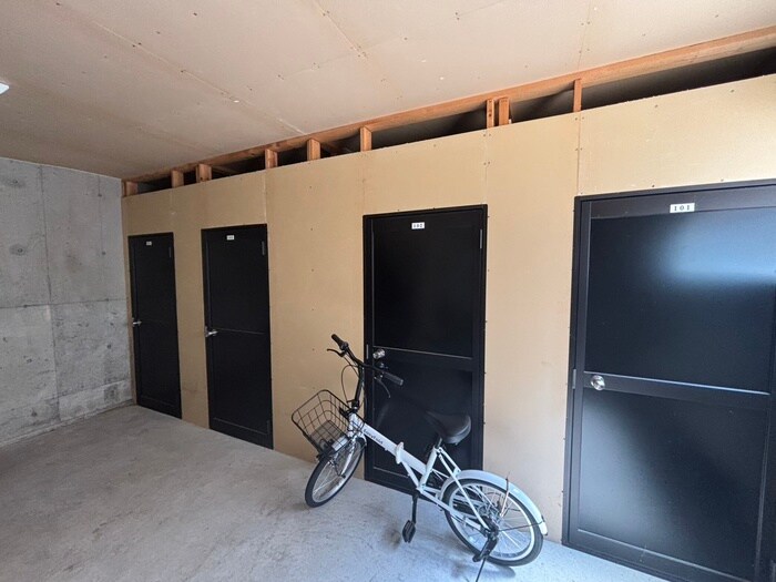 物件外観写真6　(建物設備)