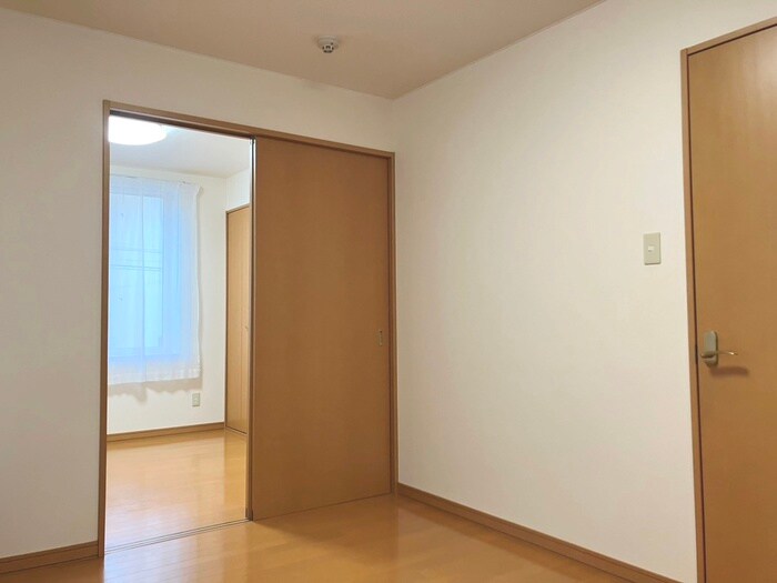 物件内観写真10　(居室)