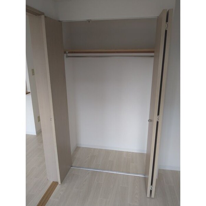 物件内観写真9　(収納)