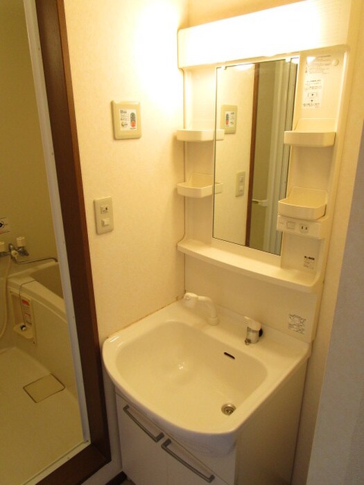 物件内観写真7　(洗面)