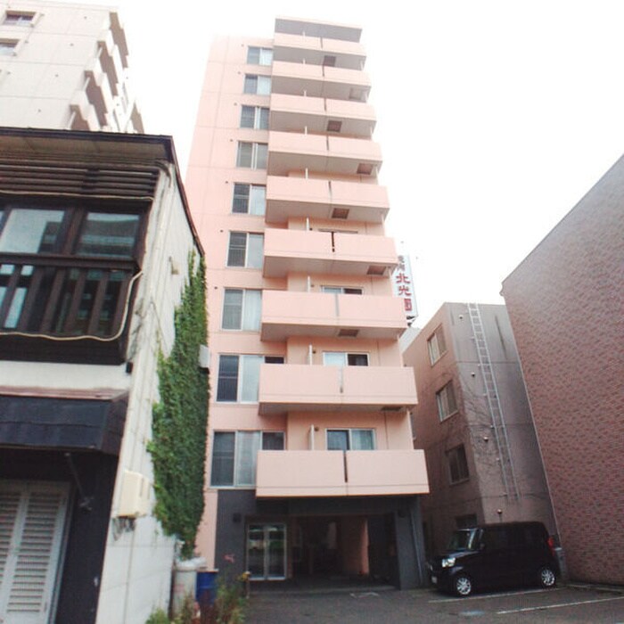 物件外観写真2　(外観写真)