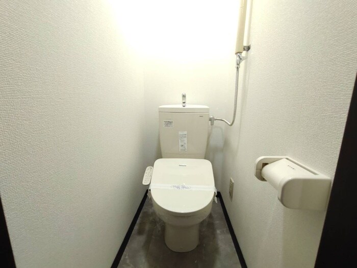 物件内観写真15　(トイレ)