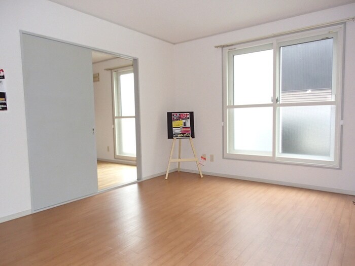 物件内観写真3　(内観写真)