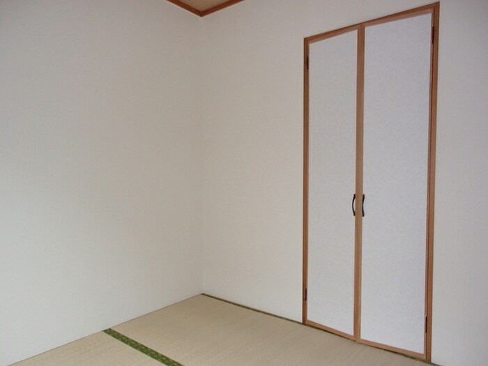 物件内観写真11　(内観写真)