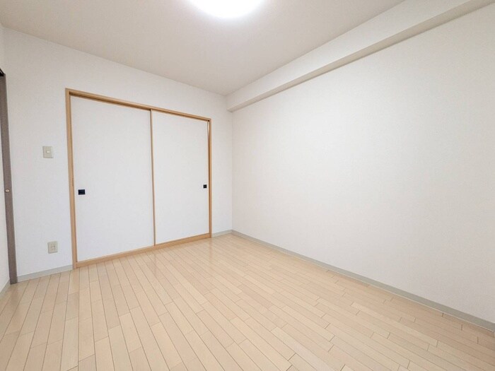 物件内観写真11　(居室)