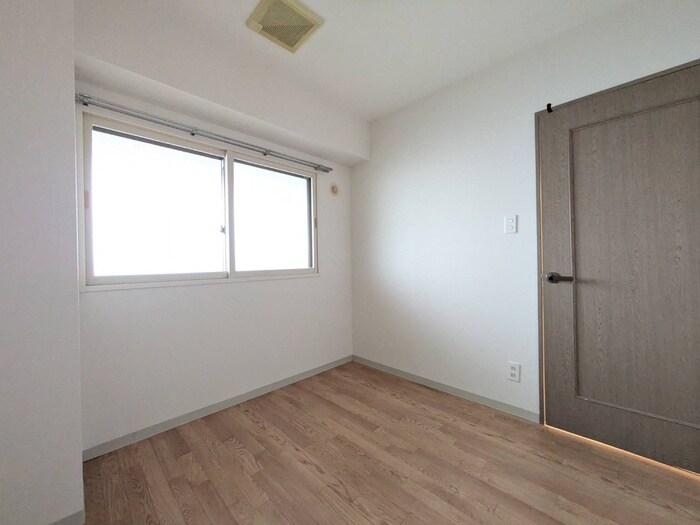 物件内観写真12　(居室)